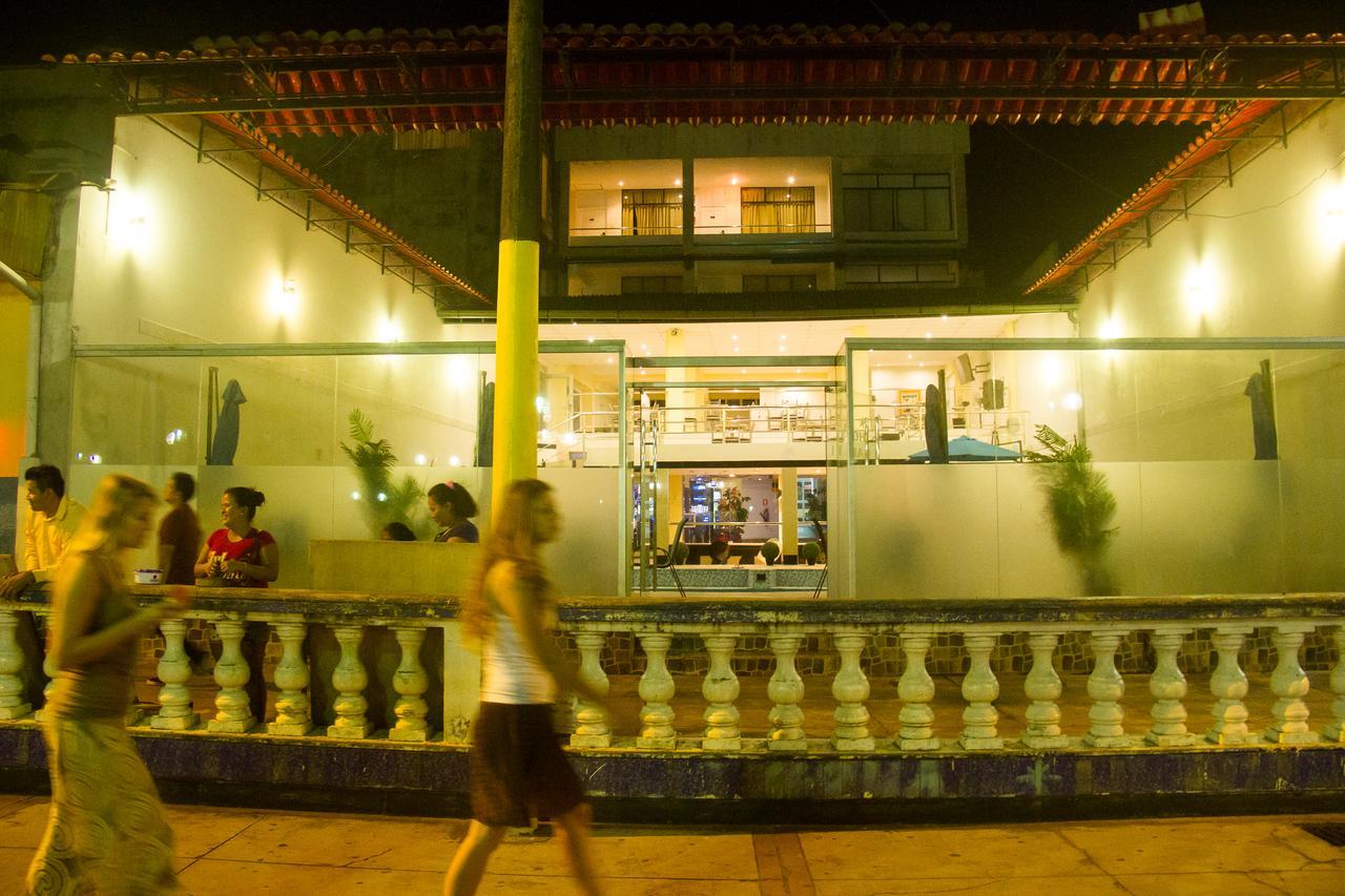 إكيتوس Hotel Safari المظهر الخارجي الصورة