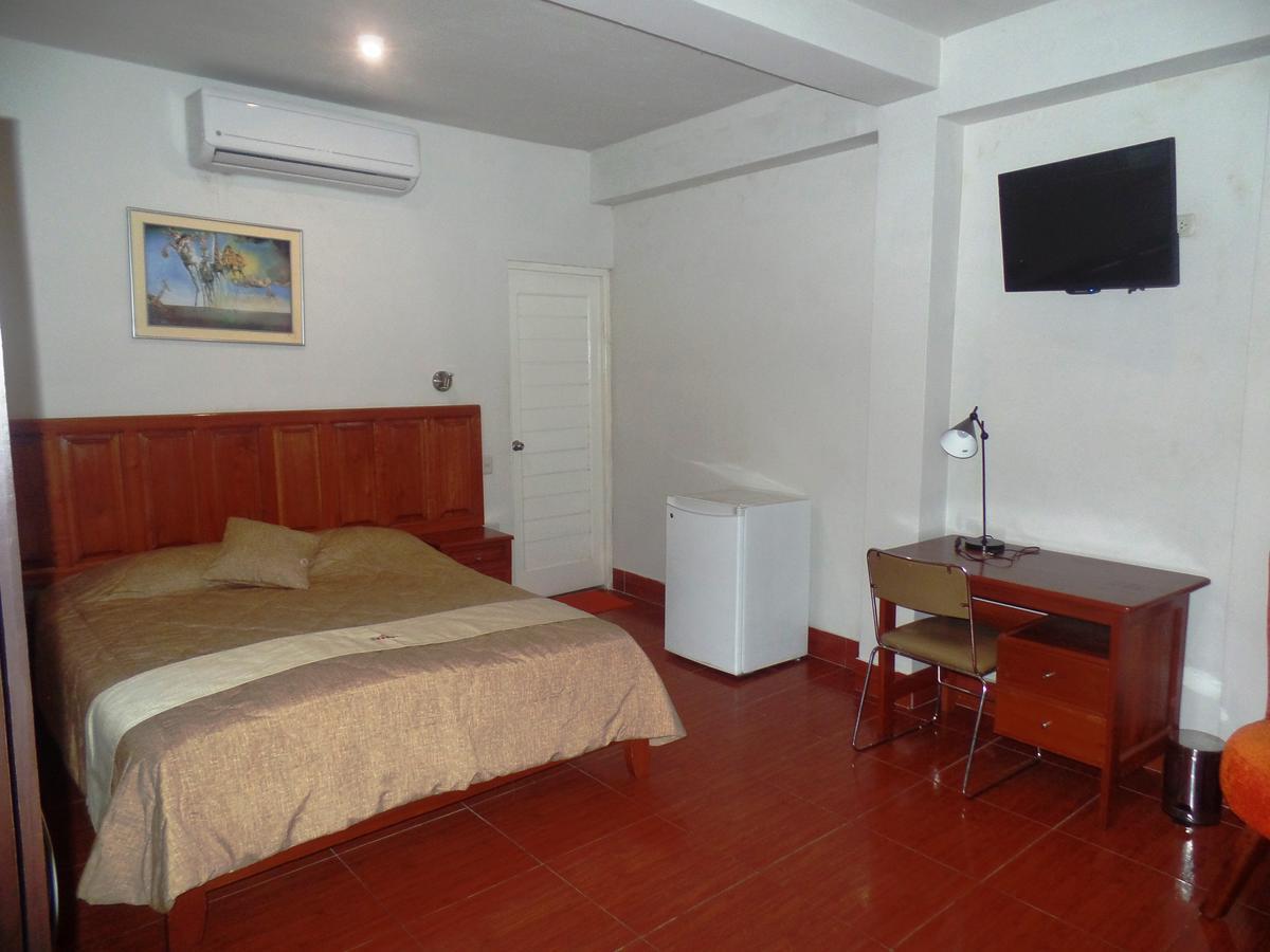 إكيتوس Hotel Safari المظهر الخارجي الصورة
